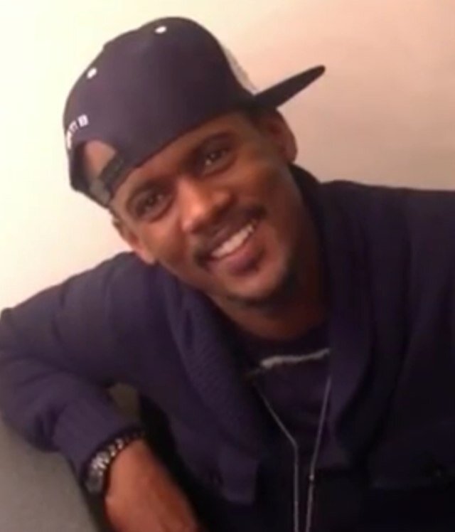 Monsieur Diallo Mme Pavoshko Lyrics Meaning