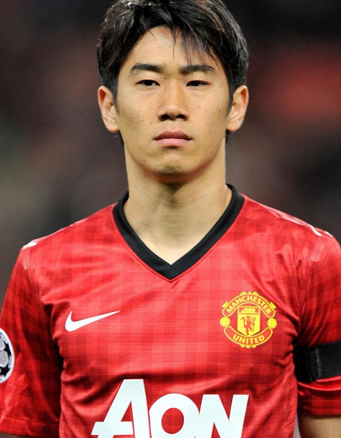 Smoking that sticky, eyes as chinky as Shinji Kagawa – Kontrol