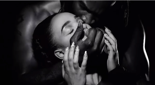 Oh My Love Fka Twigs Lyrics FKA twigs – Papi Pacify Lyrics | Genius Lyrics