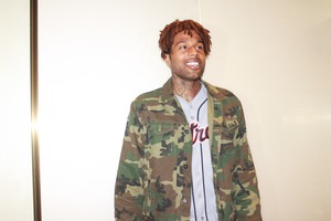Genius profile picture for @lucky