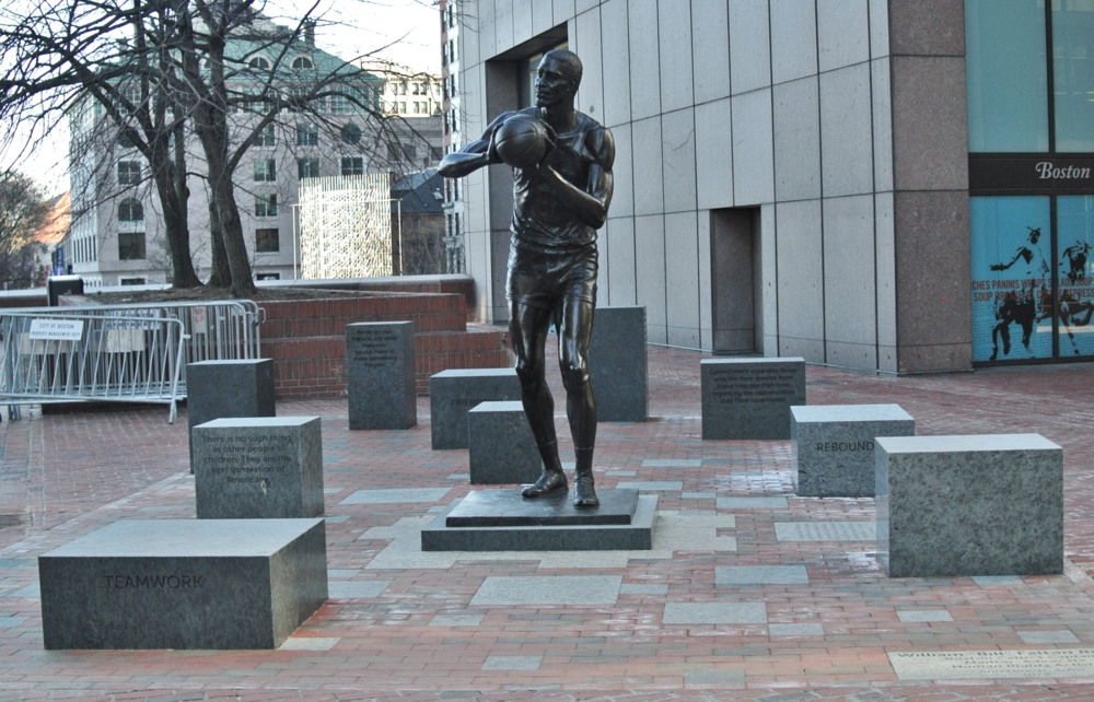 NBA (Archives) NBA Players Who Have Been Honored With Statues Genius